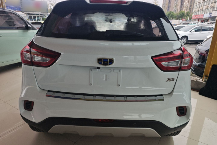 吉利汽车 远景X3 2017款 1.5L 自动尊贵型车身外观6