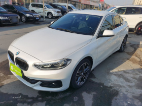 宝马1系 2019款 118i 时尚型