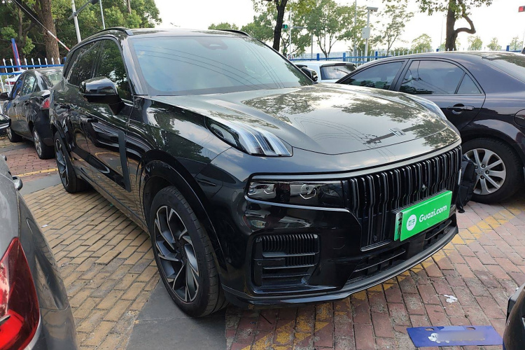 领克09 EM-P 2021款 2.0T PHEV Halo 七座车身外观3