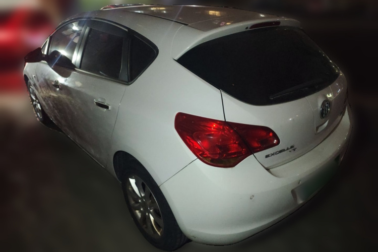 别克 英朗 2014款 XT 1.6L 自动时尚版车身外观6003