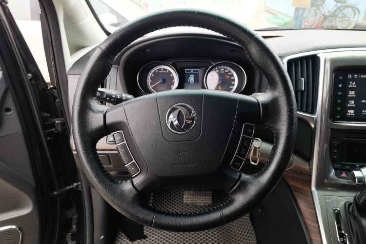 东风风行 风行CM7 2018款 经典版 2.0T 自动尊享型局部细节13