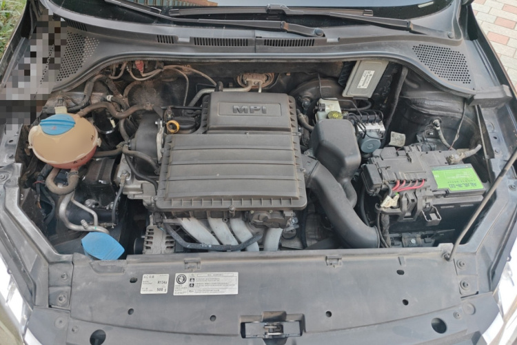 大众 桑塔纳 2015款 1.6L 手动风尚版局部细节24