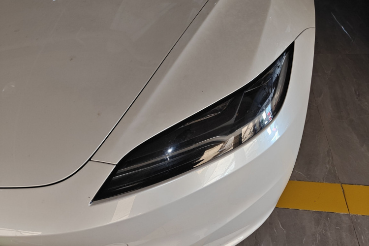 特斯拉 Model 3 2023款 长续航全轮驱动版局部细节36