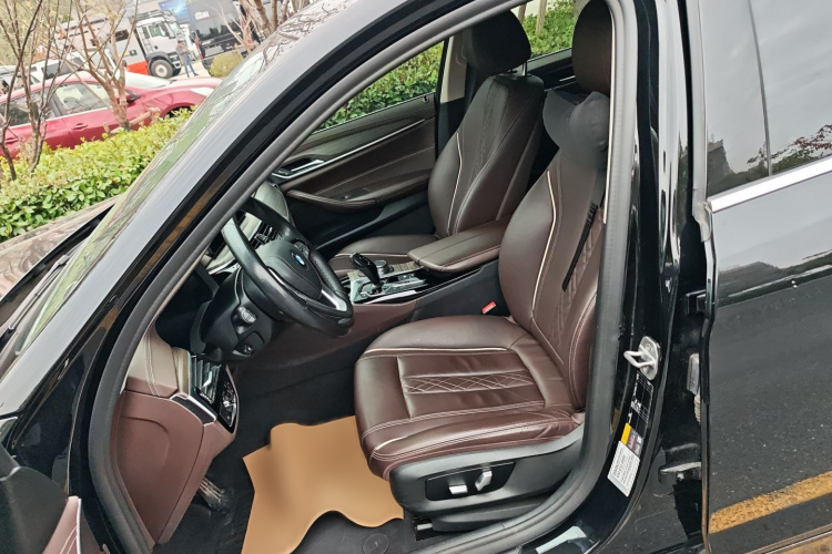 宝马5系新能源 2020款 里程升级版 530Le 豪华套装局部细节19