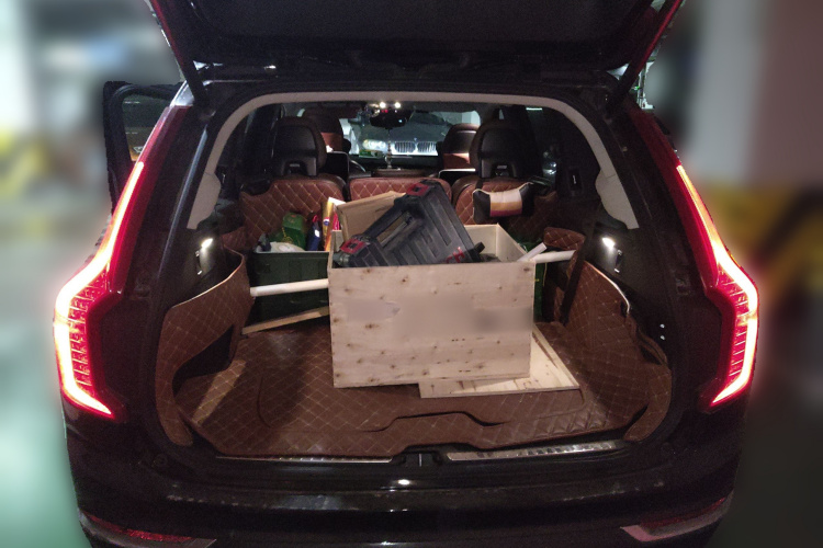 沃尔沃XC90新能源 2018款 E驱混动 T8 智尊版 7座局部细节23