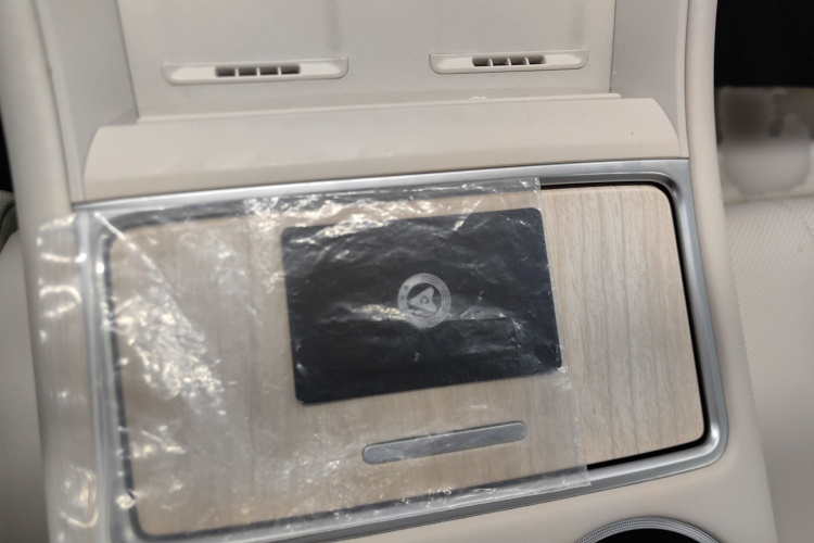 鸿蒙智行 智界R7 2024款 纯电 736km UItra中控内饰7004