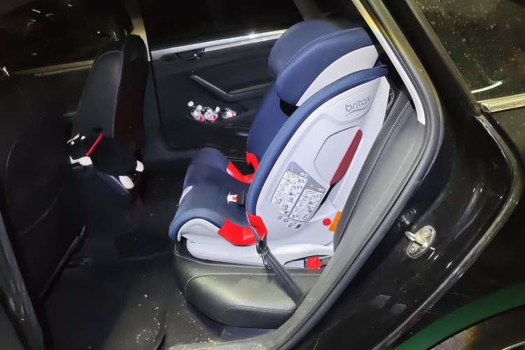 大众 帕萨特 2017款 330TSI DSG尊荣版中控内饰21