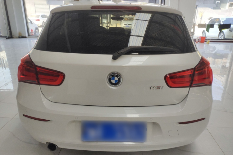 宝马1系(进口) 2018款 118i 领先型车身外观6004