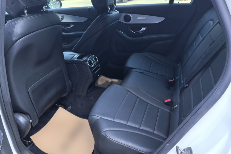 奔驰GLC 2020款 GLC 260 L 4MATIC 动感型局部细节41