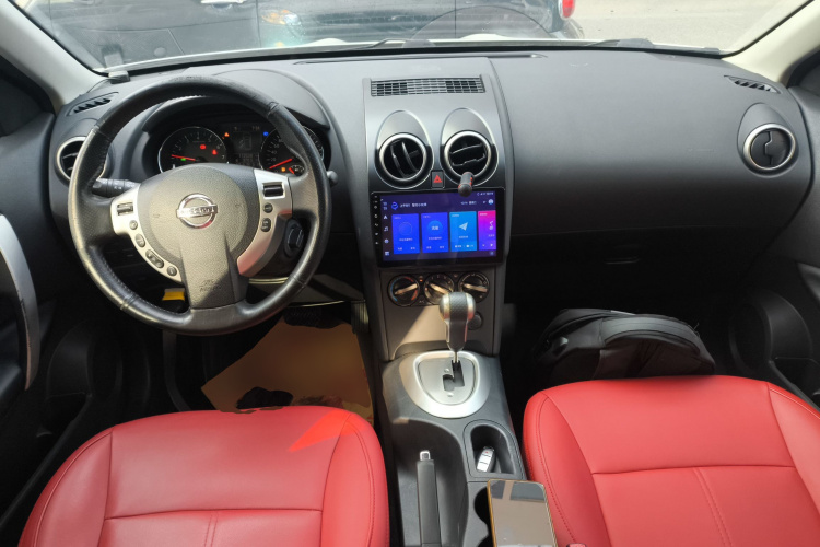 日产 逍客 2015款 2.0XL 酷火 CVT 2WD中控内饰12
