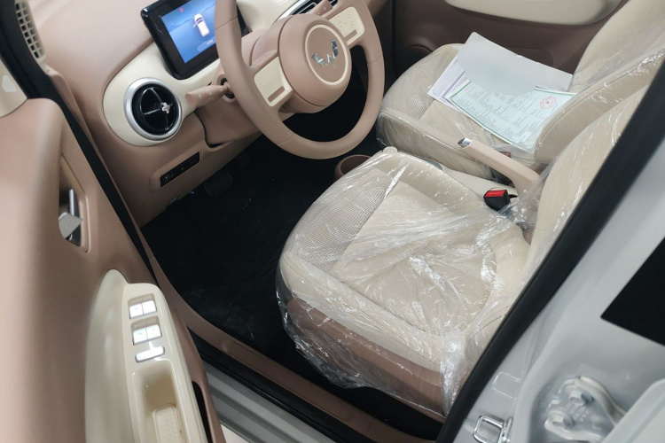 五菱汽车 宏光MINIEV 2025款 四门版 进阶款中控内饰19