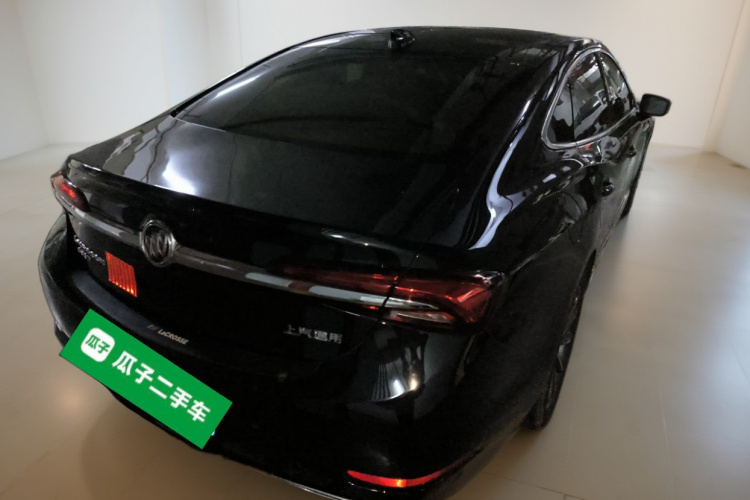 别克 君越 2021款 652T 豪华型车身外观7