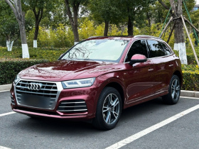 奥迪Q5L 2018款 40 TFSI 荣享时尚型 国V