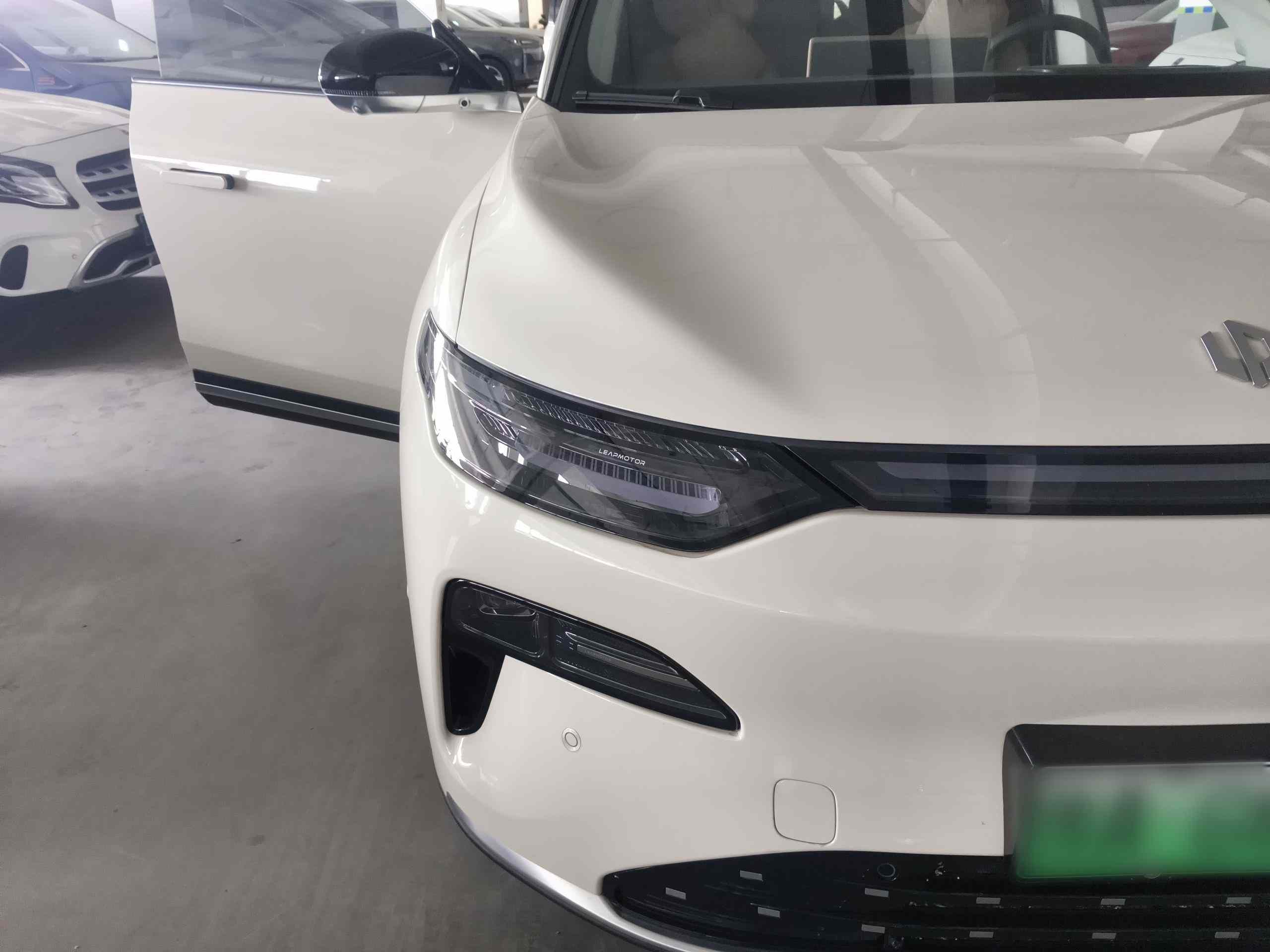 零跑汽车 零跑C11 2026款 增程 300激光雷达智尊版(5)