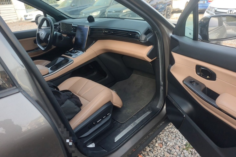 蔚来ES8 2020款 415KM 七座版局部细节9005