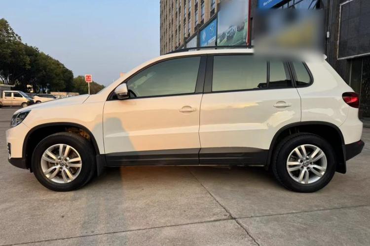 大众 途观 2016款 300TSI 自动两驱风尚版车身外观6004