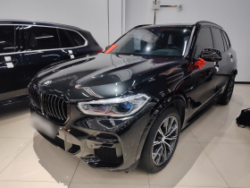 宝马X5(进口) 2022款 xDrive30i M运动套装