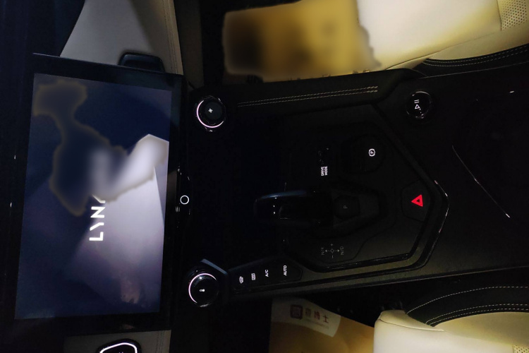 领克01 2023款 1.5TD EM-F 晨曦局部细节9001