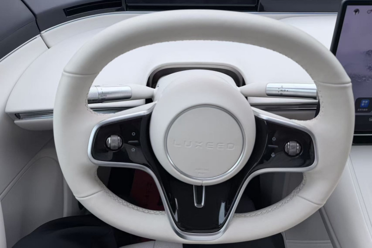 鸿蒙智行 智界R7 2024款 纯电 736km UItra车身外观6010