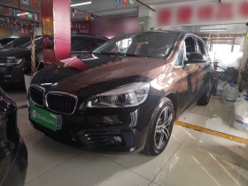 宝马2系旅行车(进口) 2015款 218i 运动设计套装