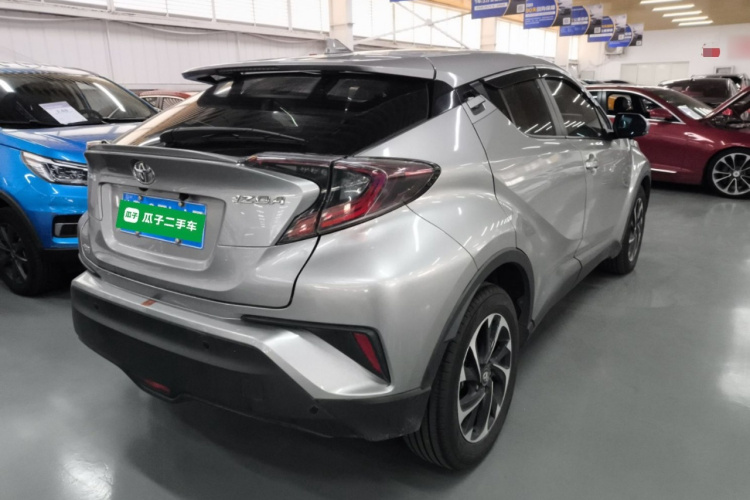 丰田 奕泽IZOA 2020款 2.0L 奕驰版车身外观7