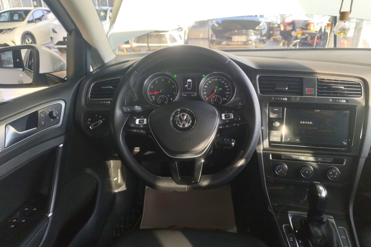 大众 高尔夫 2019款 280TSI DSG舒适型 国VI局部细节13