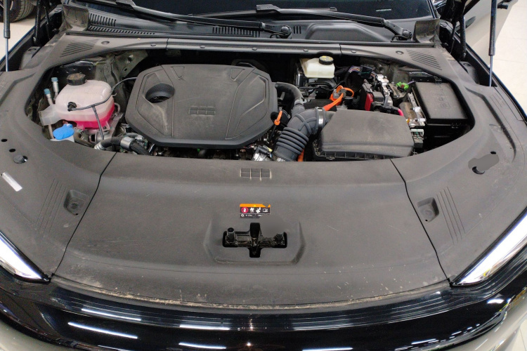 吉利银河 银河星耀8 2025款 130km EM-i 尊贵版局部细节24