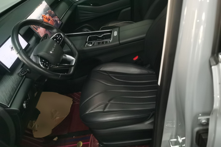 奇瑞 风云T9 2024款 120 长续航版标准型 5座 三元锂局部细节19