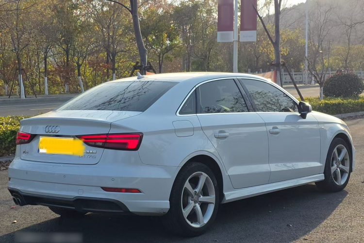 奥迪A3 2017款 Limousine 35 TFSI 时尚型车身外观6007