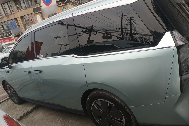 上汽大通MAXUS 大家7 2024款 605km 森林加长续航版车身外观6003