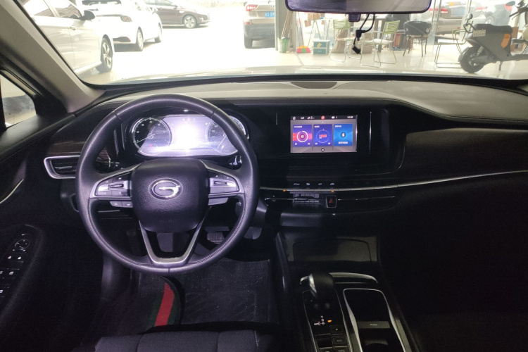 广汽传祺 传祺GA6 2019款 270T 自动精英版中控内饰7002