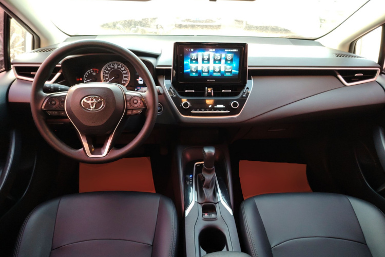 丰田 卡罗拉 2019款 1.2T S-CVT GL-i精英版中控内饰7002