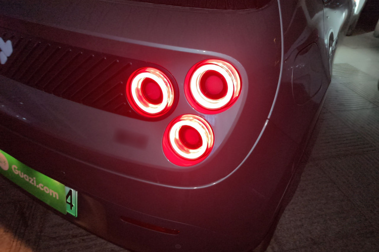 firefly萤火虫 2025款 自在版车身外观6006