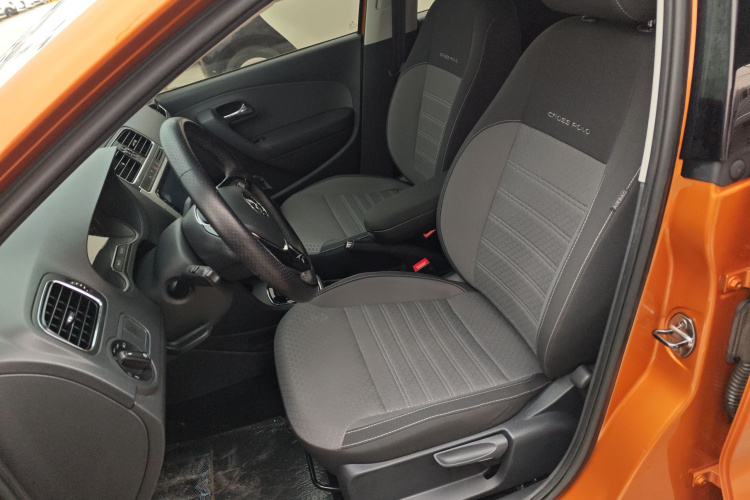 大众 2016款 1.6L Cross Polo 自动中控内饰19