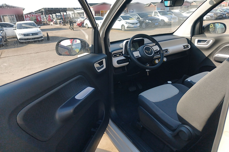 五菱汽车 宏光MINIEV 2024款 第三代 215km 青春版中控内饰20