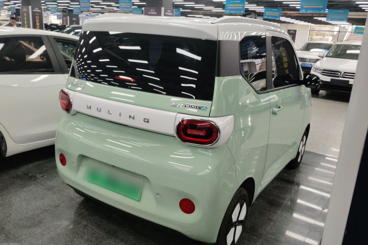 五菱汽车 宏光MINIEV 2024款 第三代 215km 进阶版车身外观7