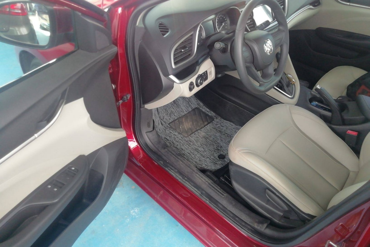 别克 英朗 2021款 典范 1.5L 自动精英型中控内饰7007