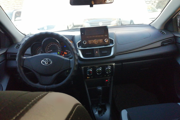 丰田 YARiS L 致炫 2020款 致炫X 1.5L CVT领先版中控内饰12