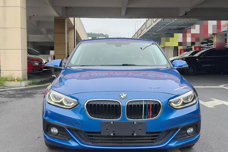 宝马1系 2019款 118i 时尚型车身外观6002