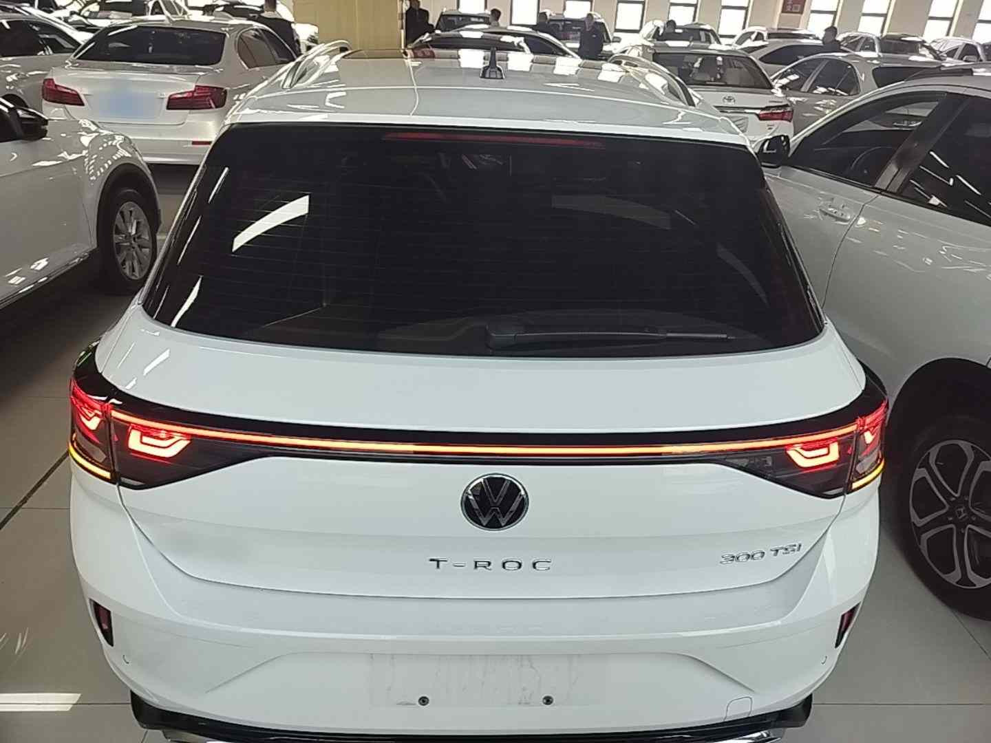 大众 T-ROC探歌 2023款 300TSI DSG两驱辰光版(3)