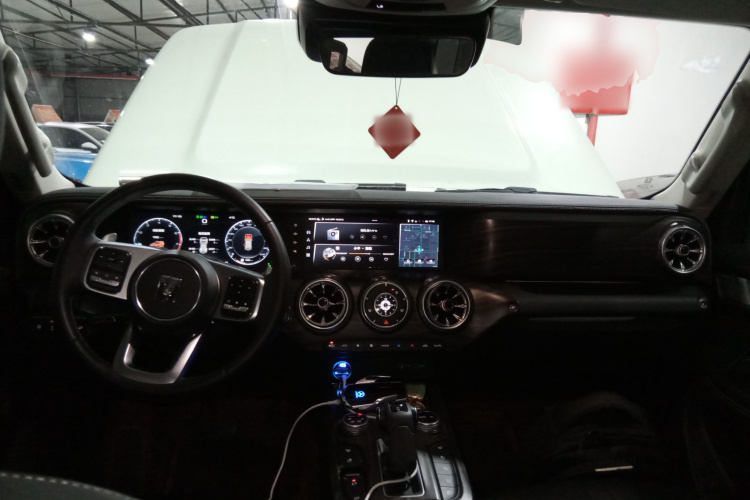 坦克300 2023款 城市版 2.0T 很有型中控内饰12