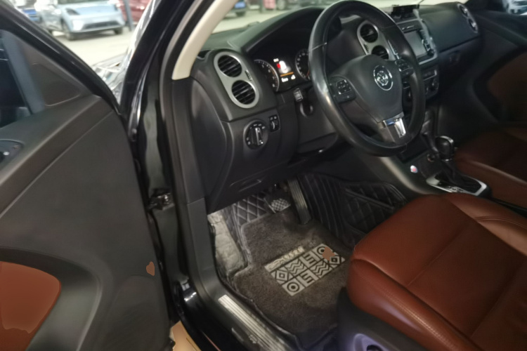 大众 途观 2015款 1.8TSI 自动两驱豪华型中控内饰7003