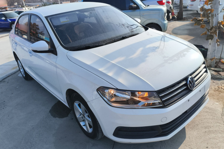 大众 桑塔纳 2016款 1.6L 手动风尚版车身外观3