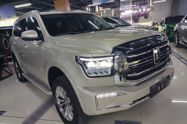 坦克500新能源 2025款 Hi4-Z车身外观3