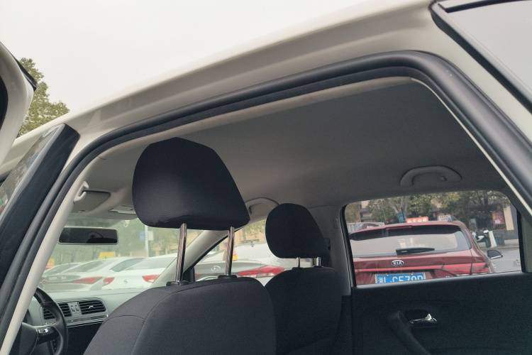 大众 Polo 2016款 1.4L 自动风尚型局部细节22