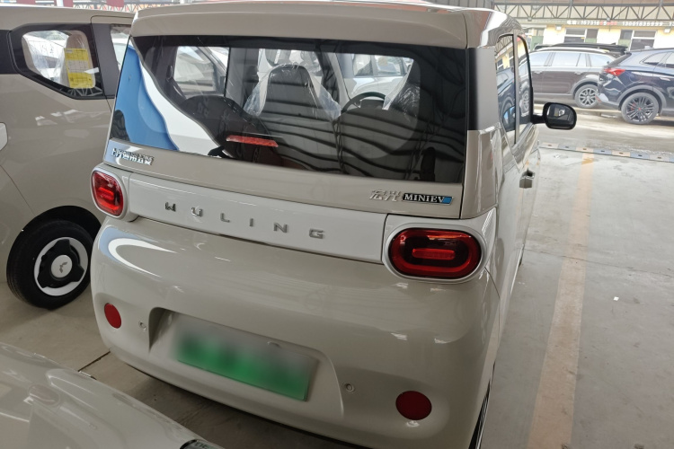 五菱汽车 宏光MINIEV 2024款 第三代 215km 青春版车身外观6