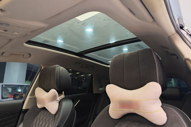 红旗HS5 2019款 2.0T 智联旗享四驱版中控内饰7007