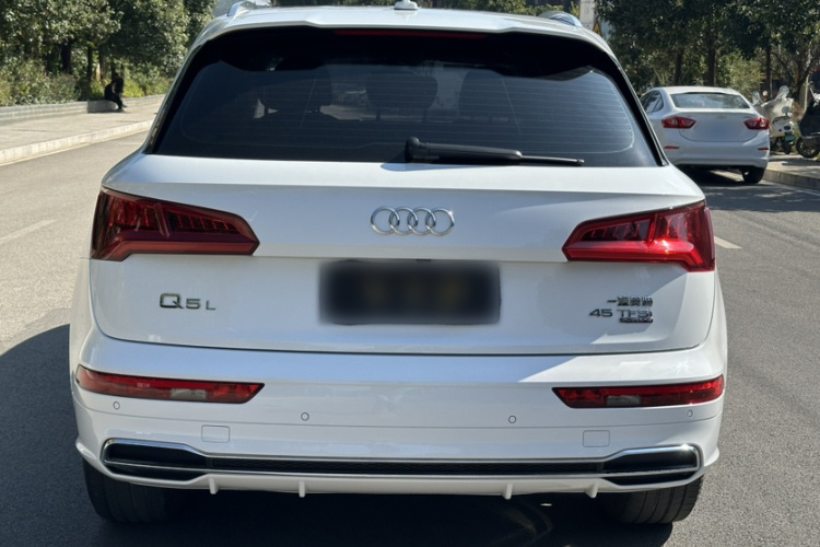 奥迪Q5L 2020款 45 TFSI 尊享时尚型车身外观6003