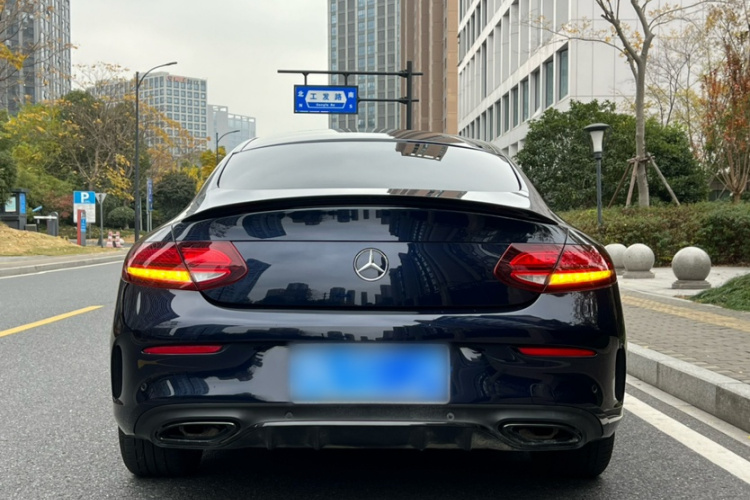 奔驰C级(进口) 2023款 C 260 轿跑车车身外观6008