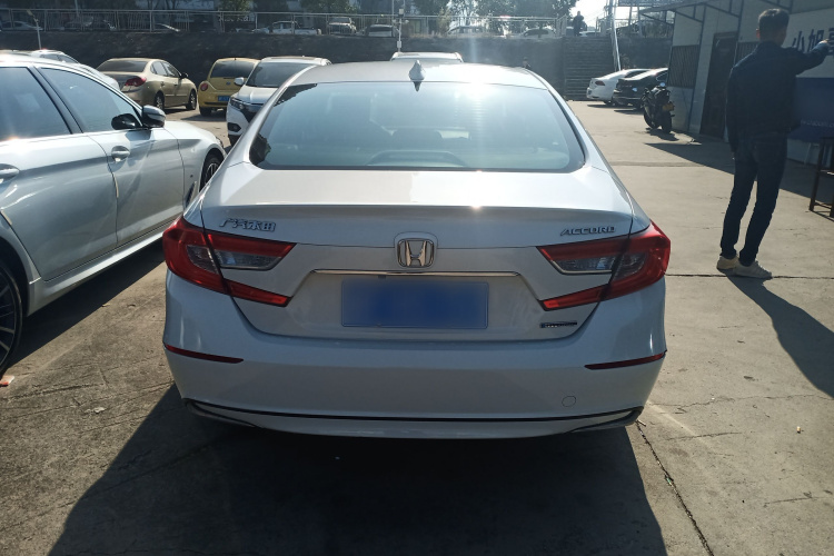 本田 雅阁 2018款 锐·混动 2.0L 锐领版 国VI车身外观6